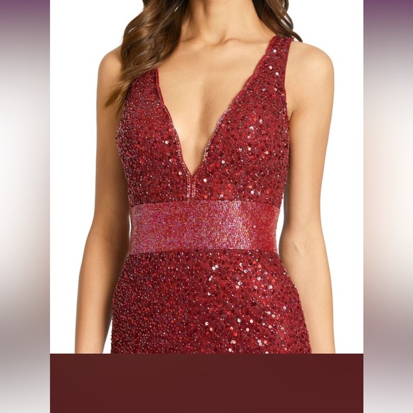 Mac Duggal Ruby Slipper Gown - Picture 2 of 6